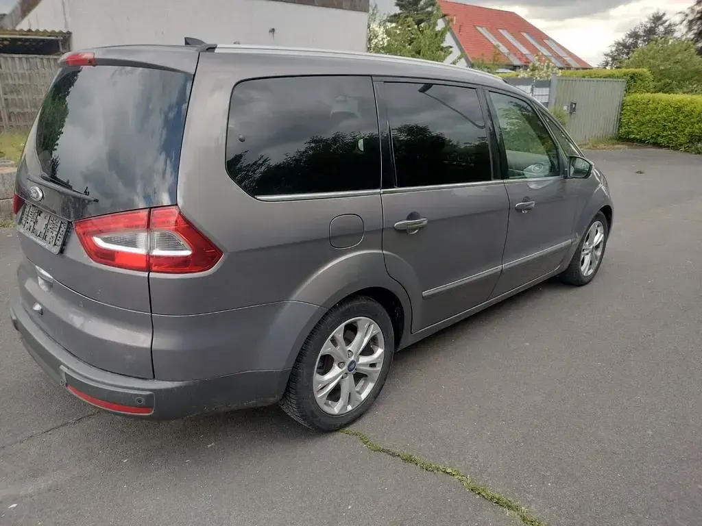 Occasion Ford Galaxy Titanium 140 ch (102 kW) 2014 Marron Monospace