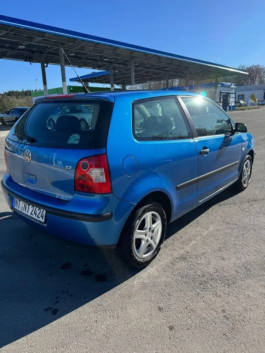 Gebraucht VW Polo Trendline 64 PS (47 kW) 2002 Blau Kleinwagen