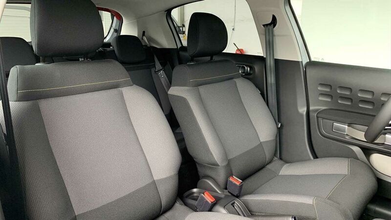 Gebraucht Citroën C3 Shine 110 PS (80 kW) 2022 Grau Kleinwagen