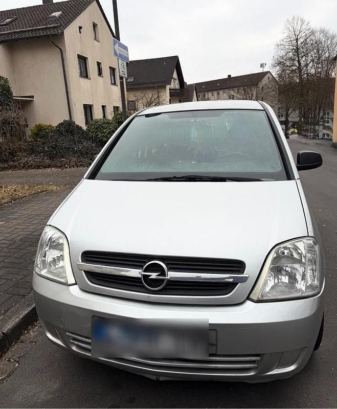Gebraucht Opel Meriva 90 PS (66 kW) 2004 Silber Van / Kleinbus