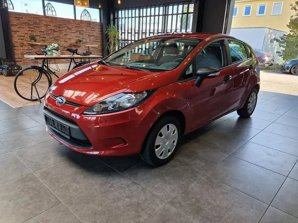 Gebraucht Ford Fiesta Ambiente 60 PS (44 kW) 2009 Rot Limousine
