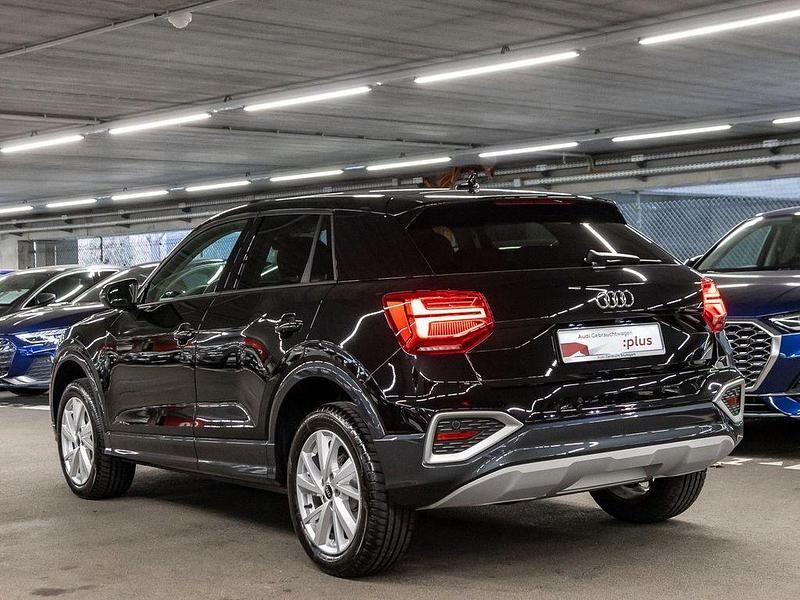 Gebraucht Audi Q2 Advanced Plus 150 PS (110 kW) 2024 Mythosschwarz metallic SUV