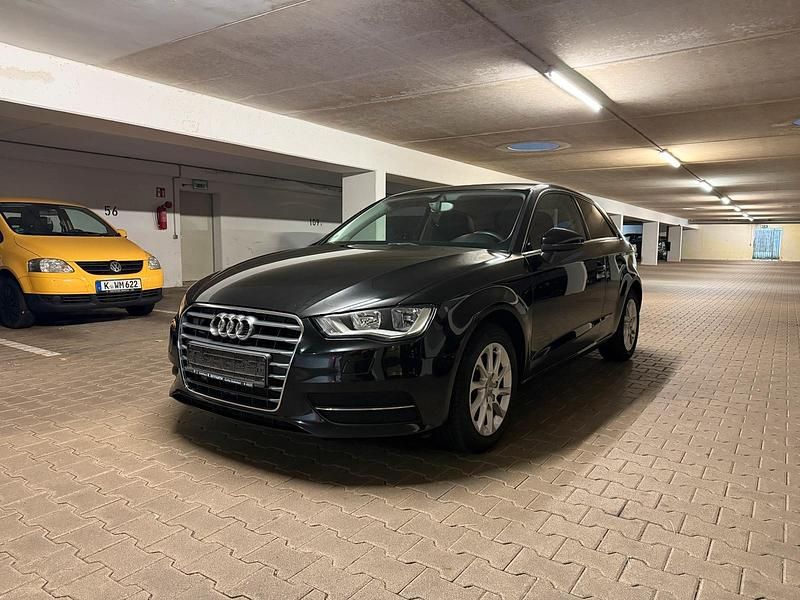 Gebraucht 2014 Audi A3 Sportback Kleinwagen | 8.350 € (Guter Preis) - Bild 1/4