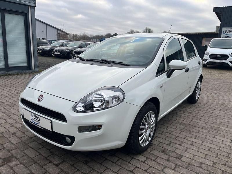 Gebraucht Fiat Punto Mystyle 69 PS (50 kW) 2015 Weiß Kleinwagen