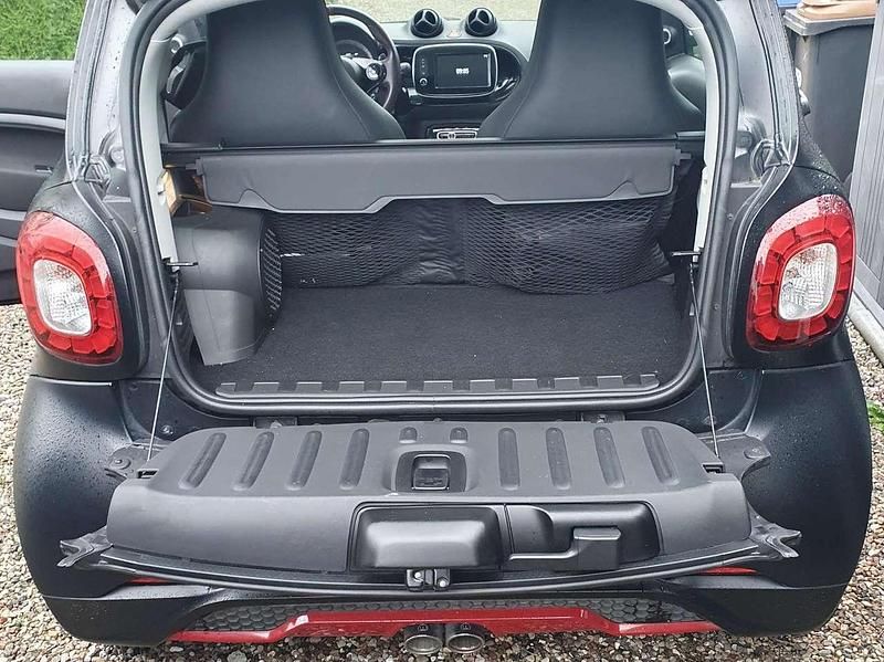 Gebraucht Smart ForTwo Coupé Brabus 90 PS (66 kW) 2019 Schwarz Coupé