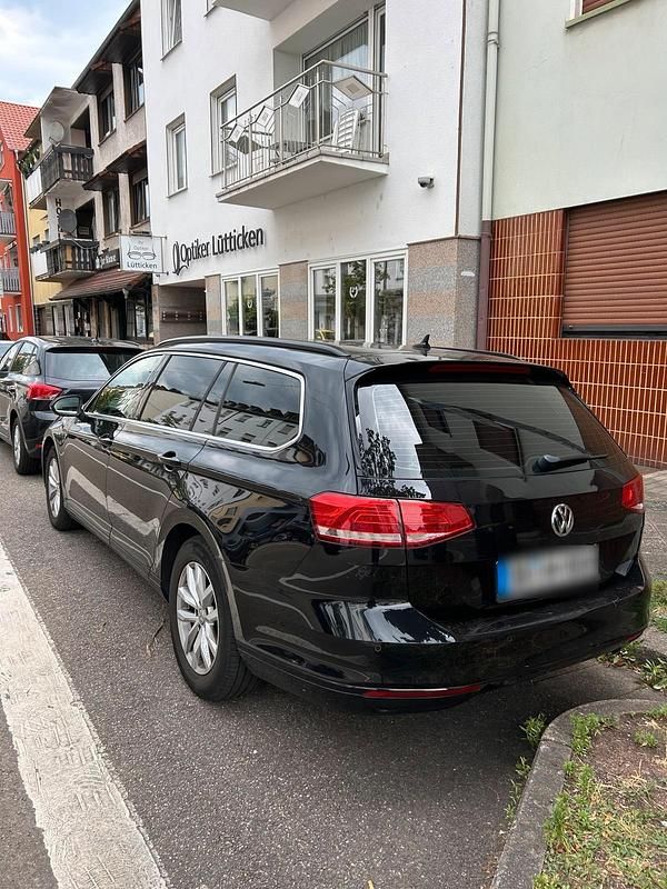 Gebraucht VW Passat 150 PS (110 kW) 2015 Schwarz Kombi