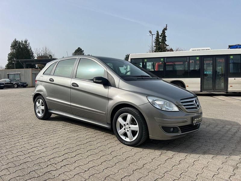 Gebraucht Mercedes B170 116 PS (85 kW) 2007 Grau Van / Kleinbus