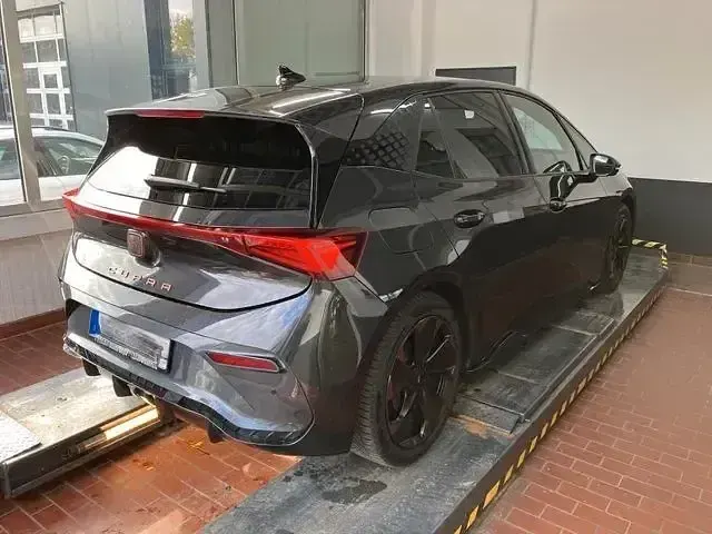 Gebraucht Cupra Born 169 kW (231 PS) 2024 Andere Kleinwagen