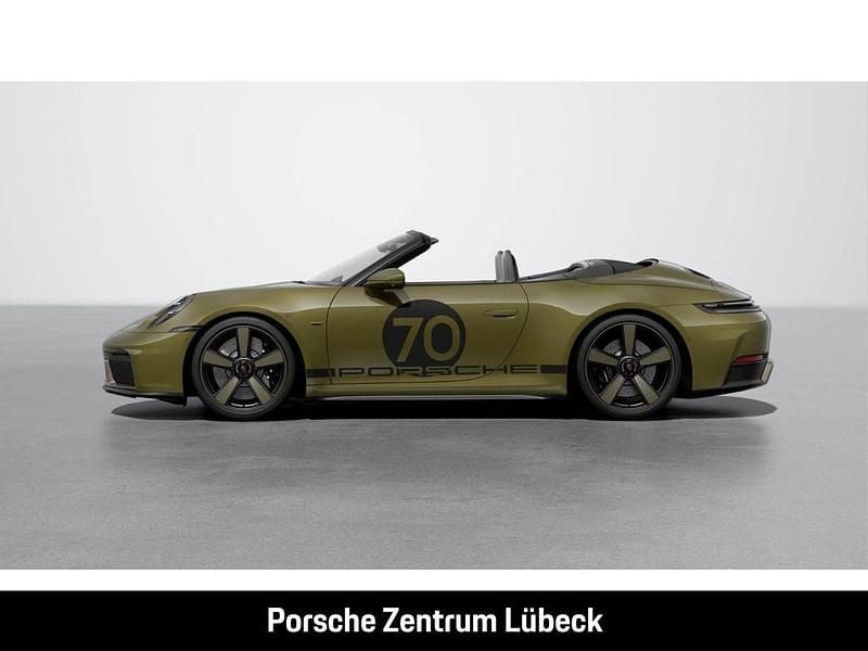 Neu Porsche 992 541 PS (397 kW) 2026 Gruen Cabrio