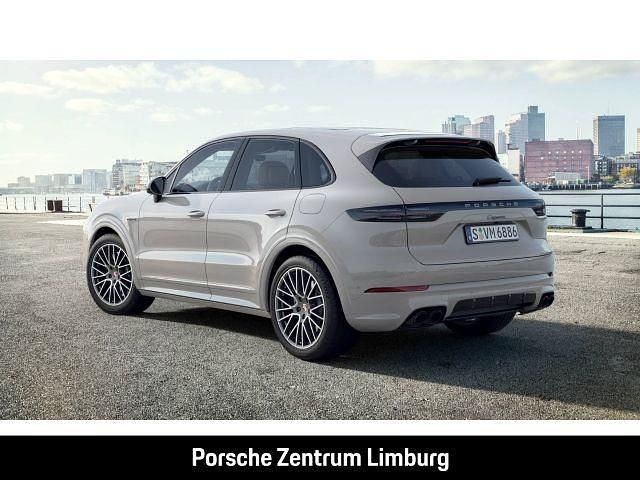 Gebraucht Porsche Cayenne Platinum Edition 462 PS (339 kW) 2023 Kreide SUV