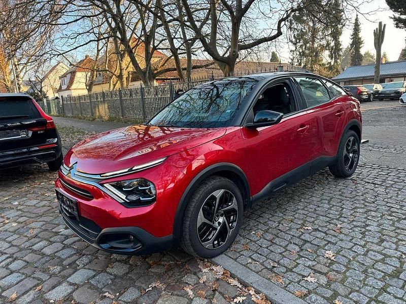 Gebraucht Citroën C4 Feel 131 PS (96 kW) 2023 Rot SUV