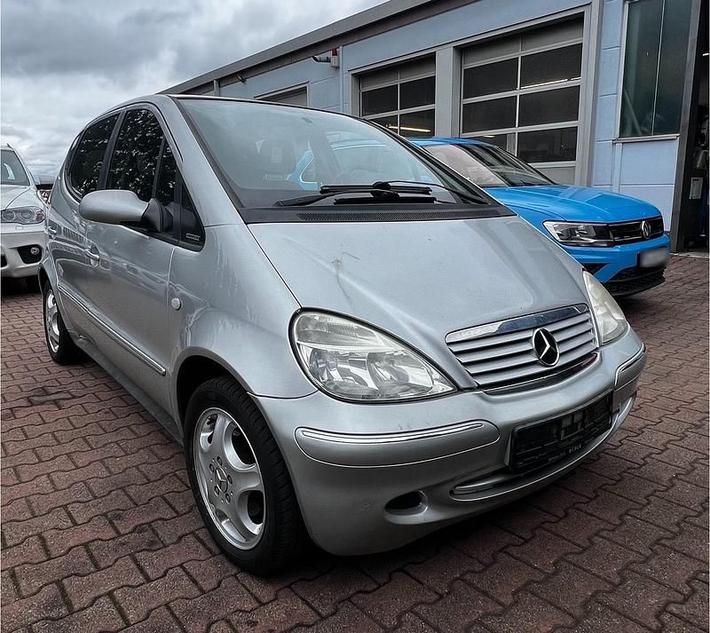 Gebraucht Mercedes A160 Elegance 102 PS (75 kW) 2001 Silber Kleinwagen