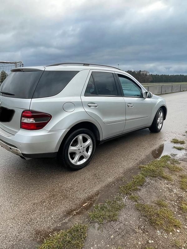 Gebraucht 2006 Mercedes ML320 SUV | 5.999 € (Superpreis) - Bild 1/4