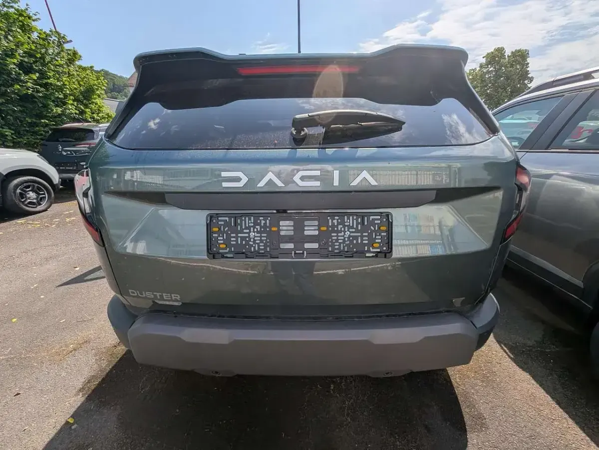 Gebraucht Dacia Duster Journey 141 PS (103 kW) 2026 Oxidgrün SUV