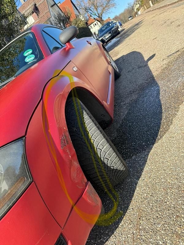Gebraucht Audi TT 179 PS (131 kW) 2000 Rot Coupé
