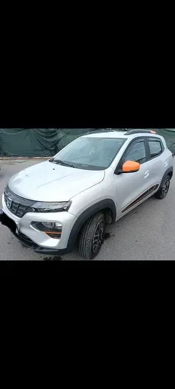 Usata Dacia Spring 33 kW (45 CV) 2022 Argento Utilitaria