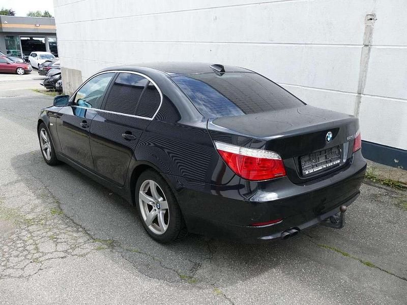 Gebraucht BMW 525 218 PS (160 kW) 2007 Schwarz Limousine