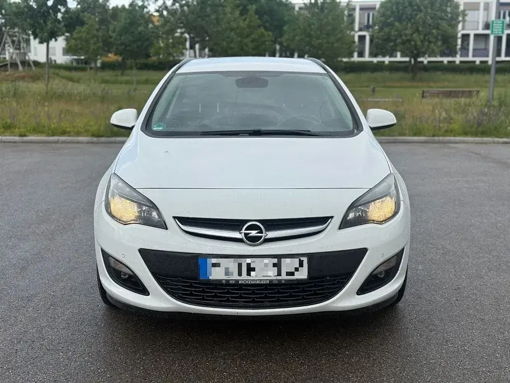 Gebraucht Opel Astra Style 110 PS (80 kW) 2016 Weiß Kombi