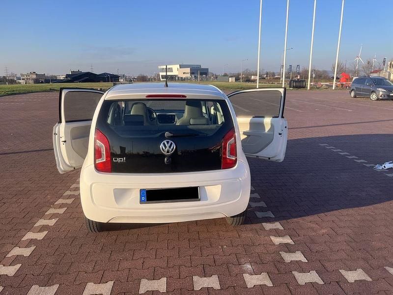 Gebraucht VW up! move up! 60 PS (44 kW) 2015 Weiß Kleinwagen