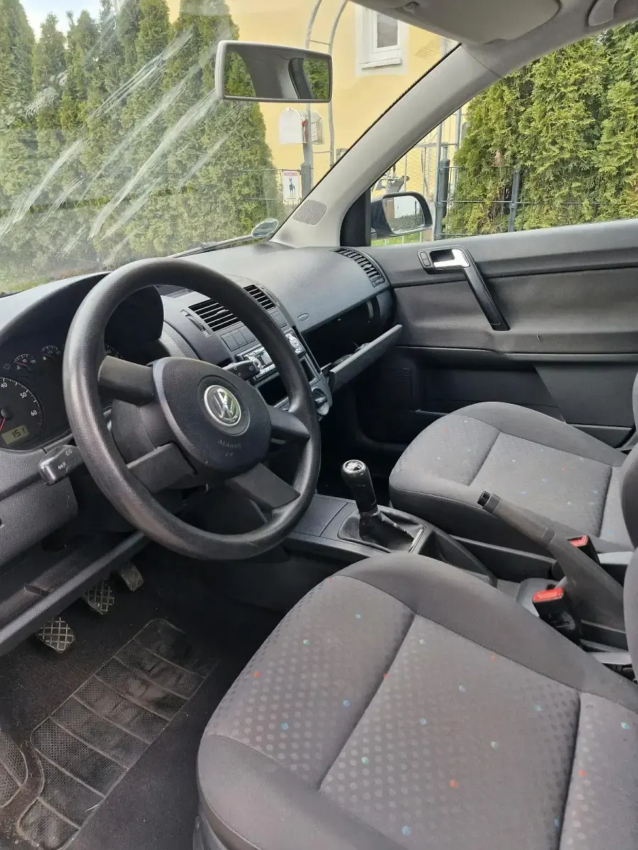 Gebraucht VW Polo 64 PS (47 kW) 2003 Schwarz Kleinwagen