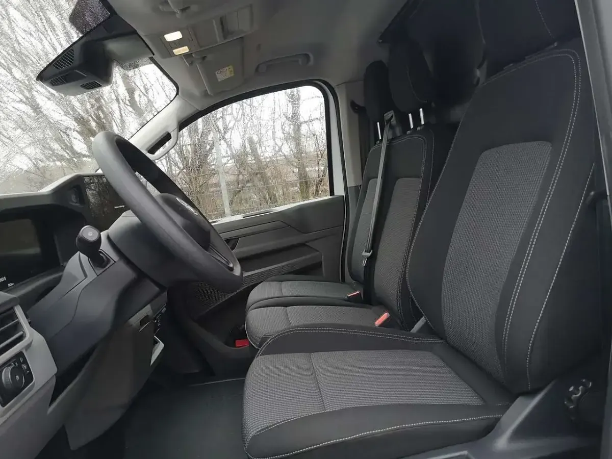 Neu VW Transporter 100 kW (136 PS) 2026 Stonegrey Van