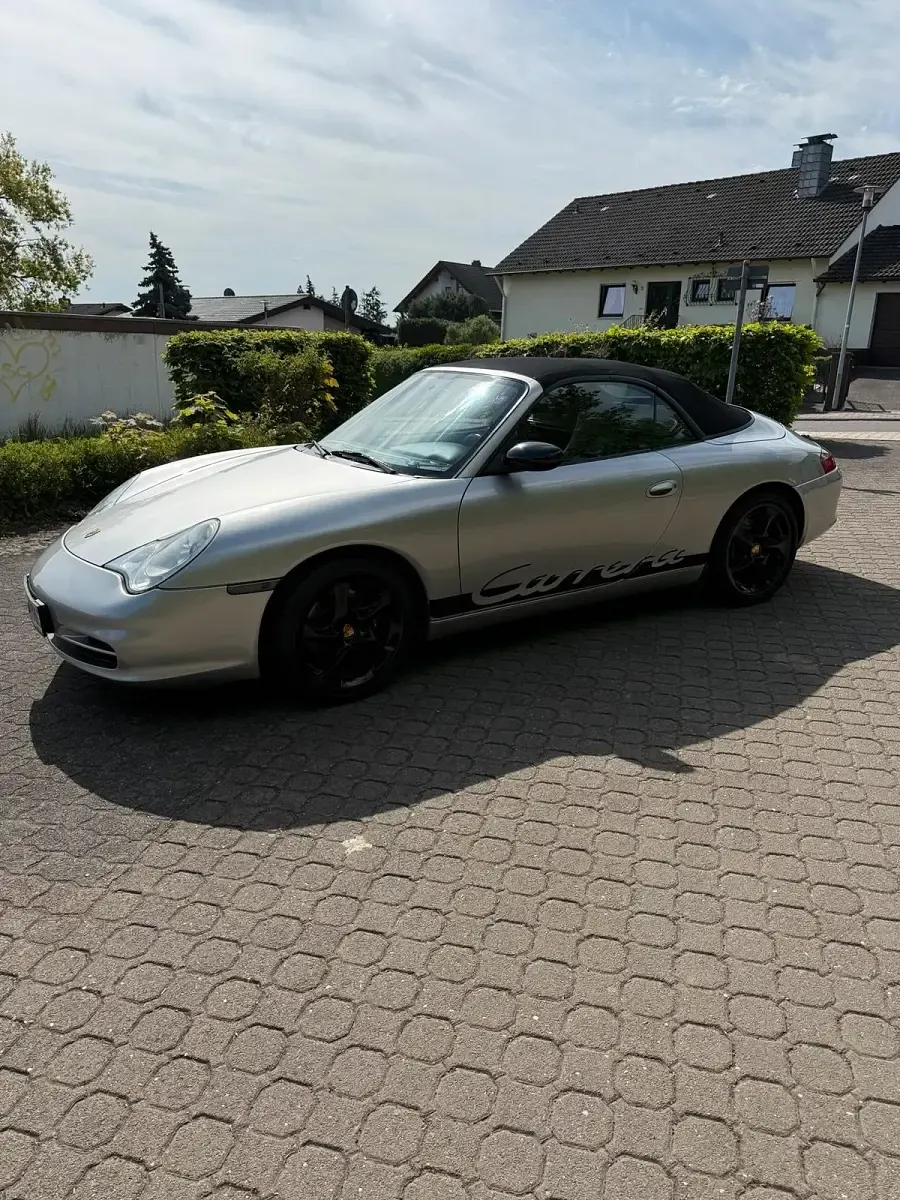 Używany Porsche 996 320 KM (235 kW) 2001 Srebrny Kabriolet