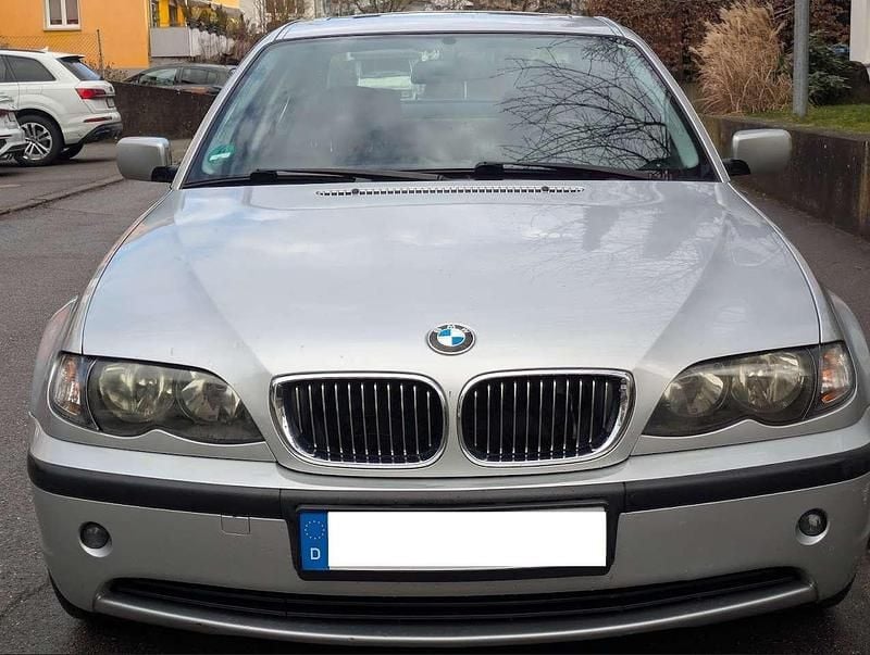 Gebraucht BMW 320 170 PS (125 kW) 2003 Grau Limousine