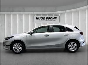 Neu Kia Ceed 99 PS (72 kW) 2025 Schwarz ((1k) zilinaschwarz met.) Kleinwagen