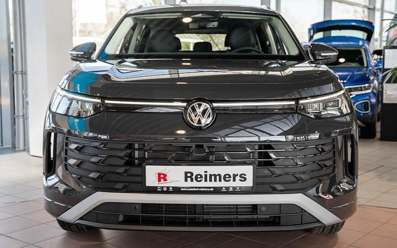 Gebraucht VW Tayron Life 193 PS (141 kW) 2026 Grau SUV