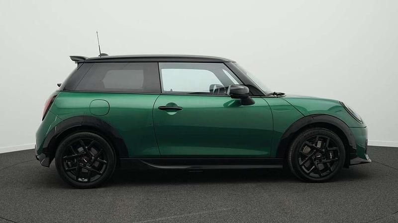 Gebraucht Mini John Cooper Works 204 PS (150 kW) 2024 Grün Kleinwagen