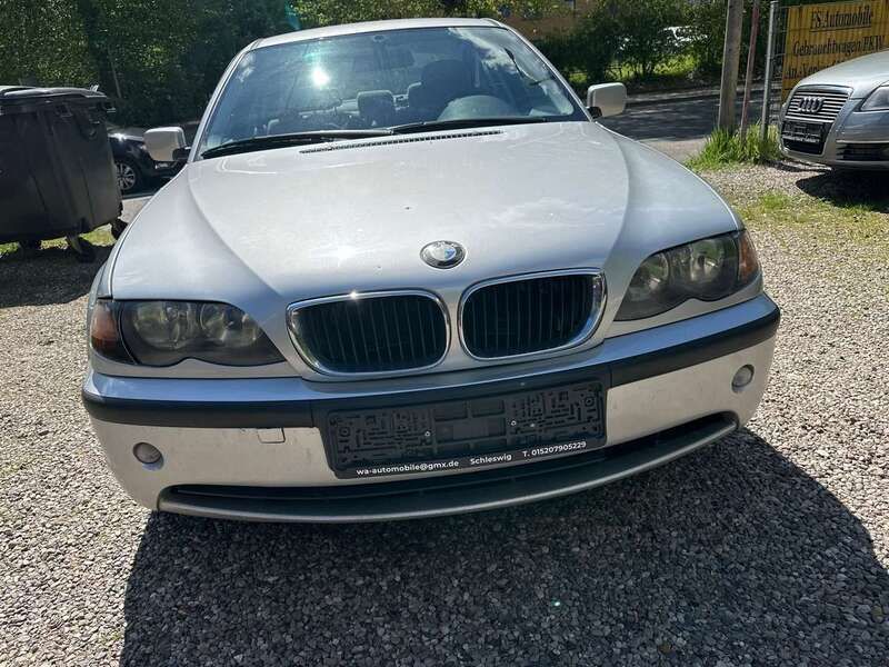 Titansilber metallic Gebraucht 2004 BMW 316 Limousine | 2.850 € (Fairer Preis) - Bild 1/4