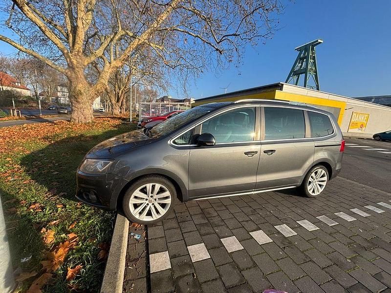 Gebraucht Seat Alhambra Style 170 PS (125 kW) 2012 Grau Van / Kleinbus