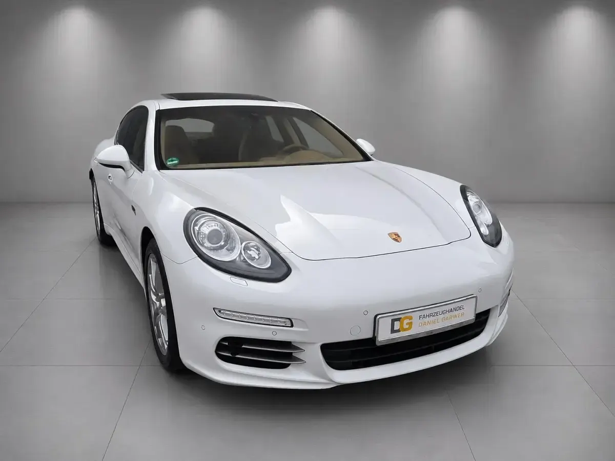 Gebraucht Porsche Panamera 4 310 PS (228 kW) 2016 Weiß Limousine