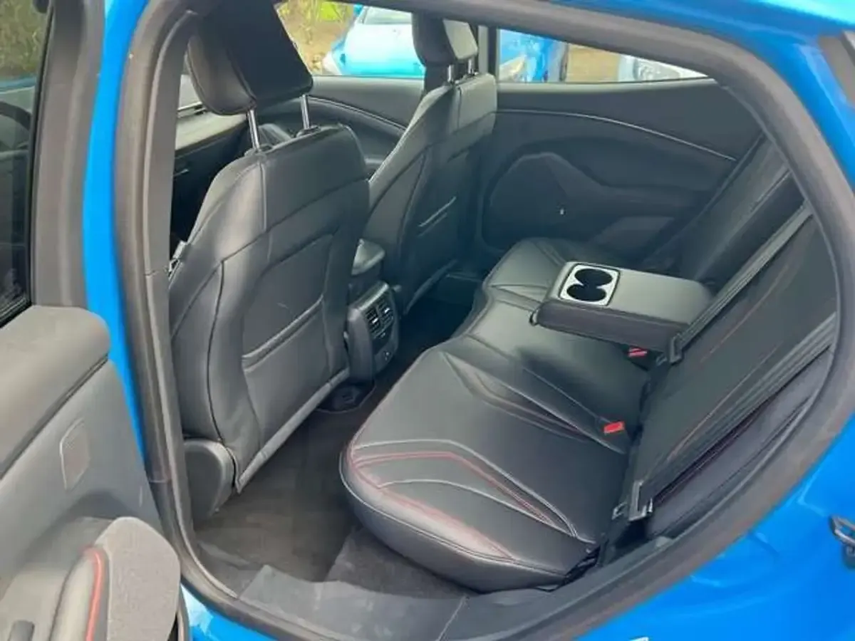 Gebraucht Ford Mustang Mach-E 197 kW (269 PS) 2022 Blau SUV