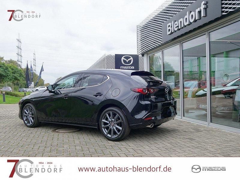 Neu Mazda 3 Exclusive 140 PS (102 kW) 2025 Jet black Limousine