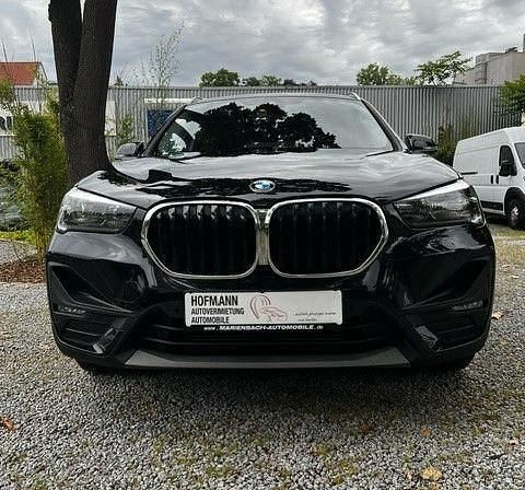 Schwarz Gebraucht 2022 BMW X1 Advantage SUV | 24.990 € (Fairer Preis) - Bild 1/4