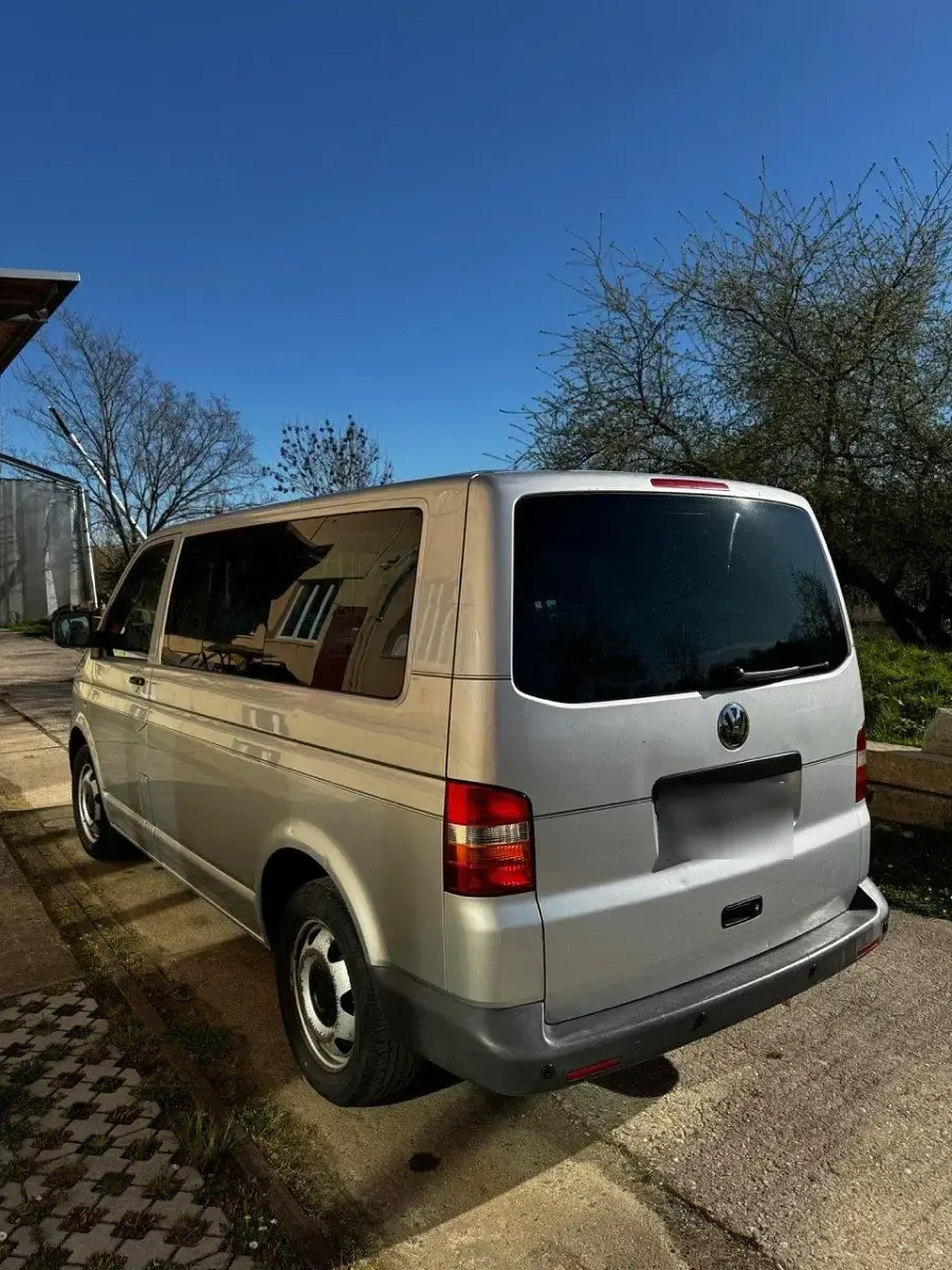 Gebraucht VW Multivan 130 PS (95 kW) 2009 Silber Van / Kleinbus