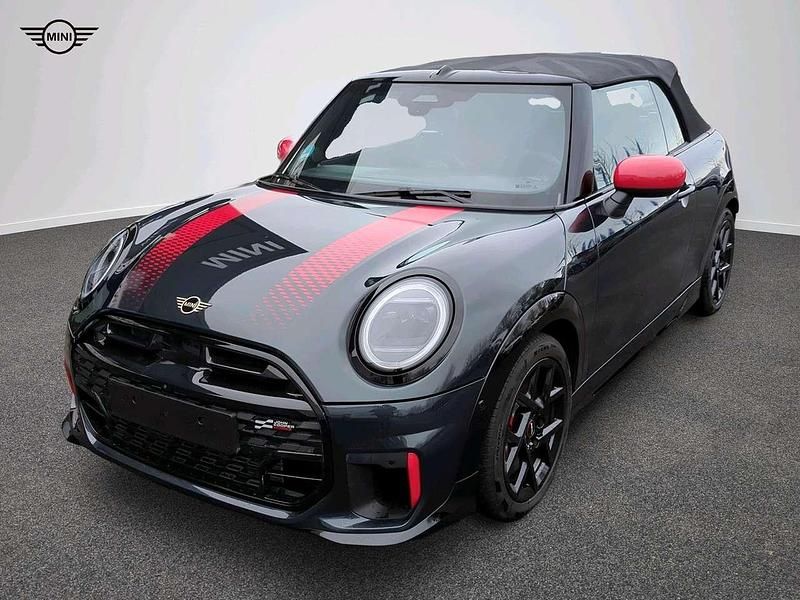 Grau Gebraucht 2024 Mini John Cooper Works Cabriolet Cabrio | 43.510 € (Etwas zu teuer) - Bild 1/4