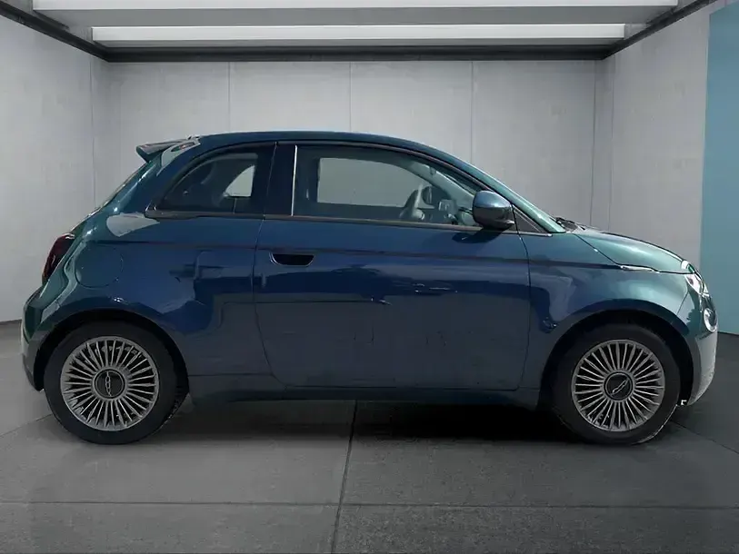 Gebraucht Fiat 500e Icon 86 kW (118 PS) 2022 Grün Kleinwagen