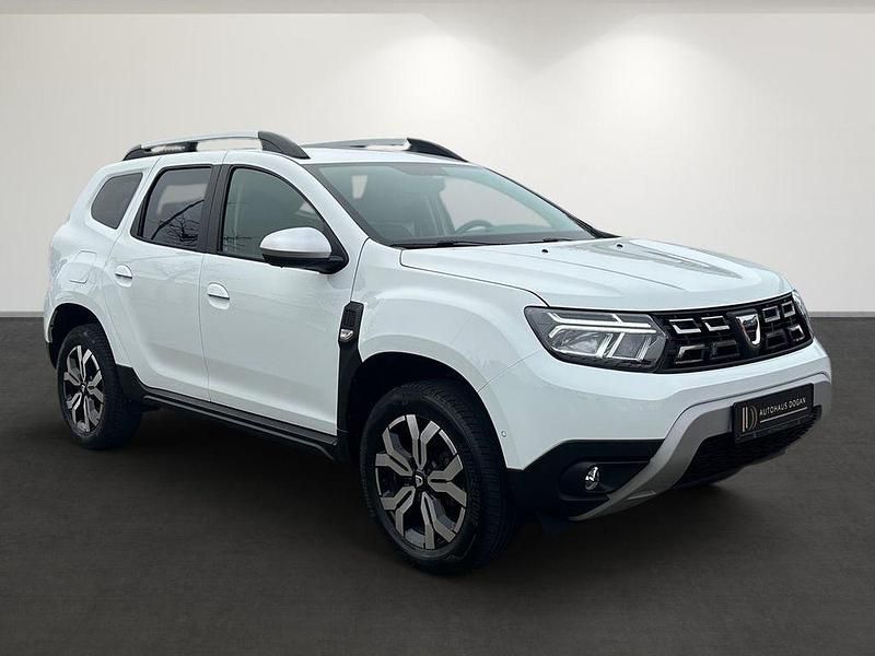 Gebraucht Dacia Duster Prestige 150 PS (110 kW) 2022 Weiß SUV