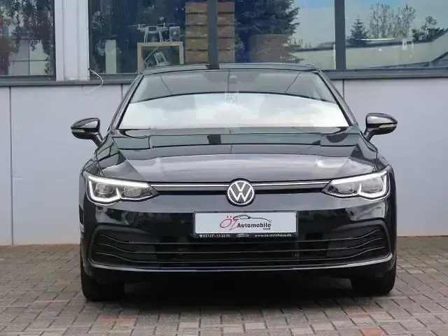 Gebraucht VW Golf VII 131 PS (96 kW) 2020 Andere Limousine