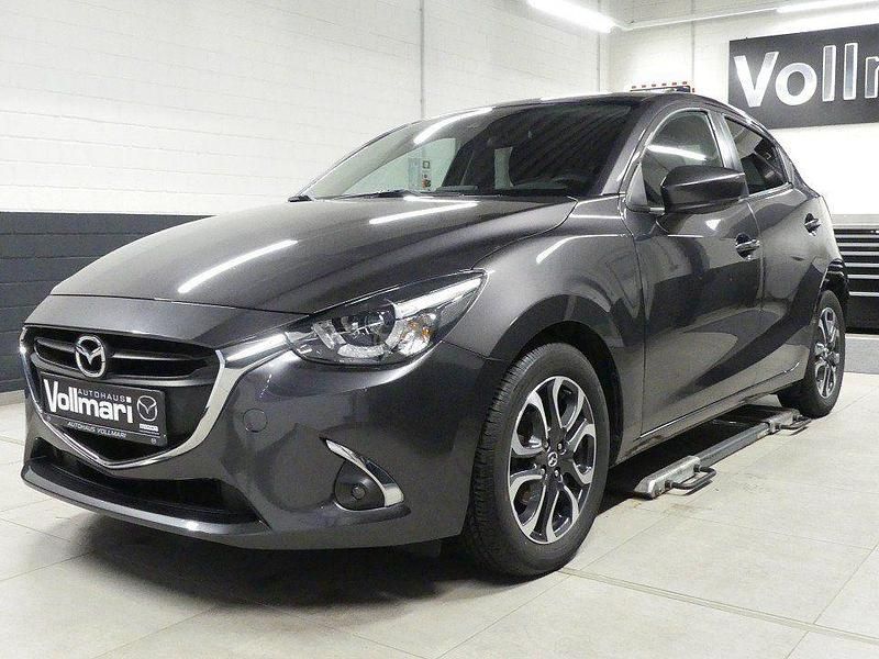 Grau Gebraucht 2017 Mazda 2 Kizoku Limousine | 12.890 € (Fairer Preis) - Bild 1/4