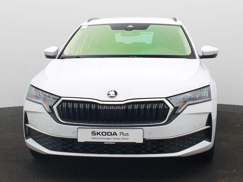 Gebraucht Skoda Octavia Selection 150 PS (110 kW) 2024 Moonweiß perleffekt Kombi