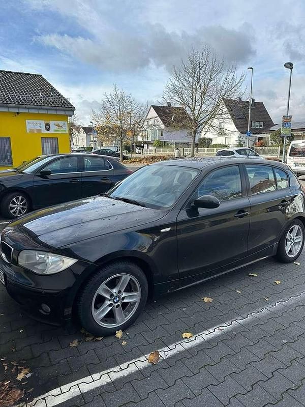 Gebraucht 2006 BMW 118 Kleinwagen | 2.500 € (Guter Preis) - Bild 1/4