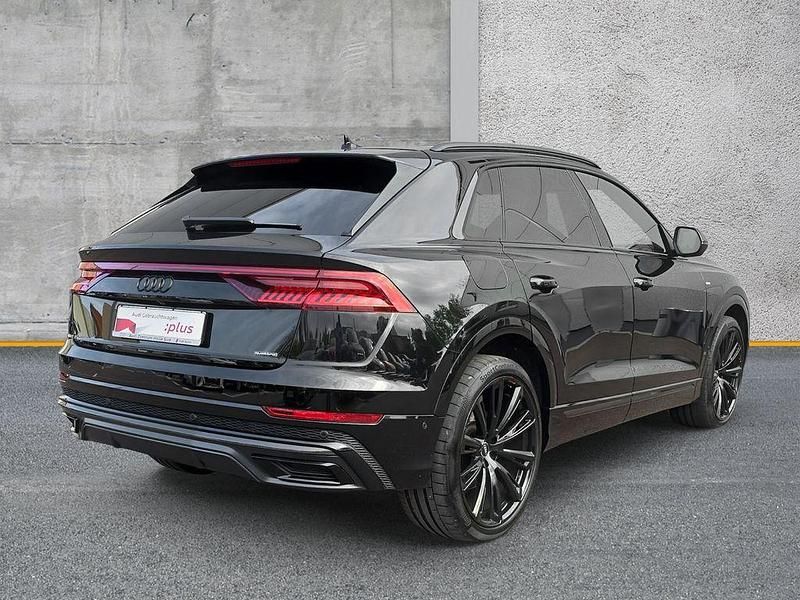Gebraucht Audi Q8 Competition 286 PS (210 kW) 2022 Außenfarbe: SUV