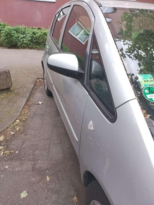 Silber Gebraucht 2008 Mitsubishi Colt Limousine | 2.500 € (Fairer Preis) - Bild 1/4