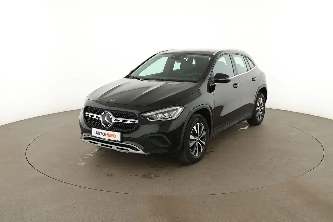 Gebraucht Mercedes GLA250 Style 102 PS (75 kW) 2022 SUV