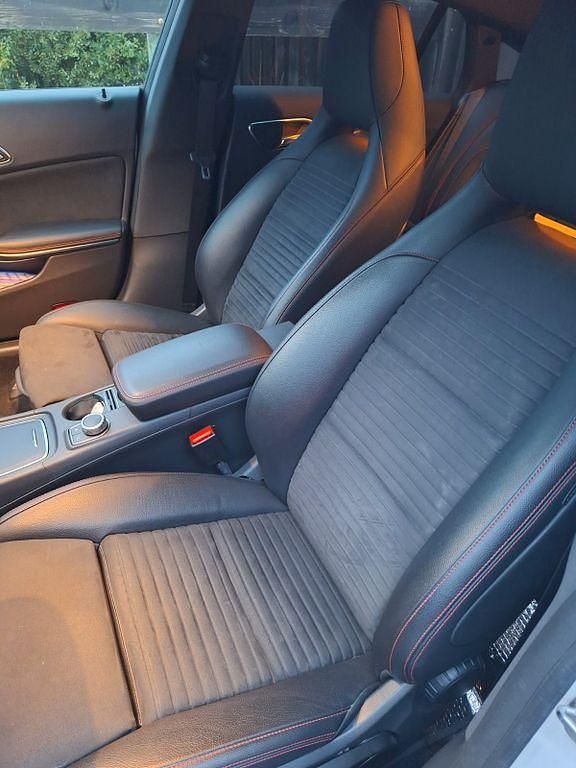 Gebraucht Mercedes CLA200 Shooting Brake 156 PS (114 kW) 2019 Weiß Kombi
