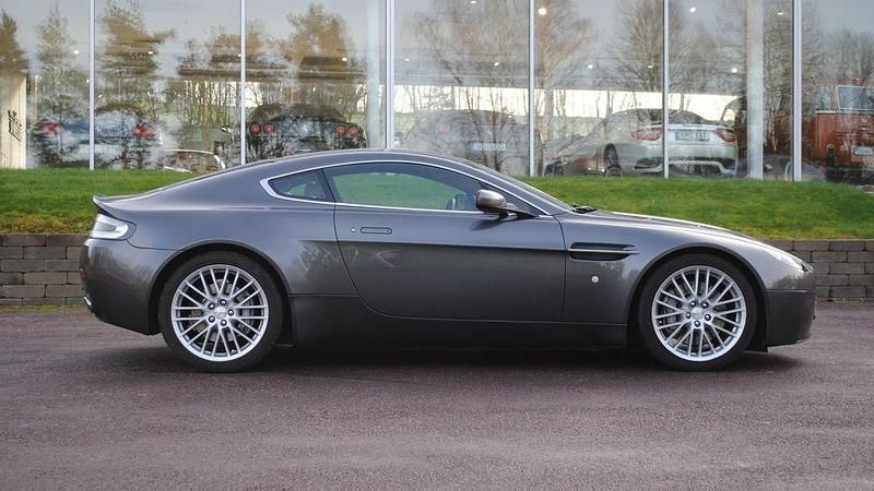 Gebraucht Aston Martin V8 Vantage 385 PS (283 kW) 2008 Grau Coupé