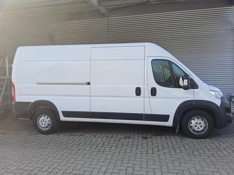 Gebraucht Opel Movano Edition 140 PS (102 kW) 2022 Eis weiss Van